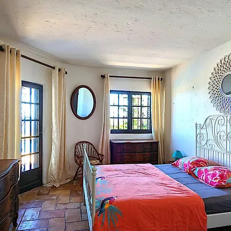 Villa VILLA FAMILIALE CRYSTAL, piscine privée&vue mer sur Golfe de Saint Tropez Les Issambres