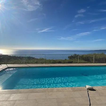 Villa Crystal River, Piscine Privée&vue Sur Golfe De Saint Tropez *