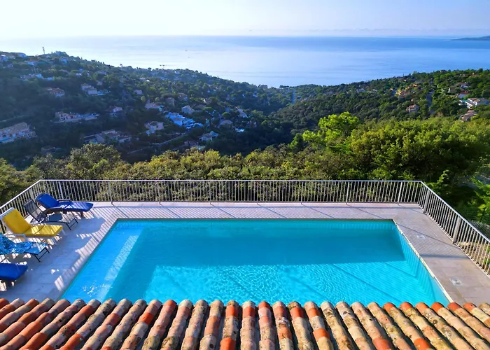 Crystal River, Piscine Privee & Vue Sur Golfe De Saint Tropez Les Issambres