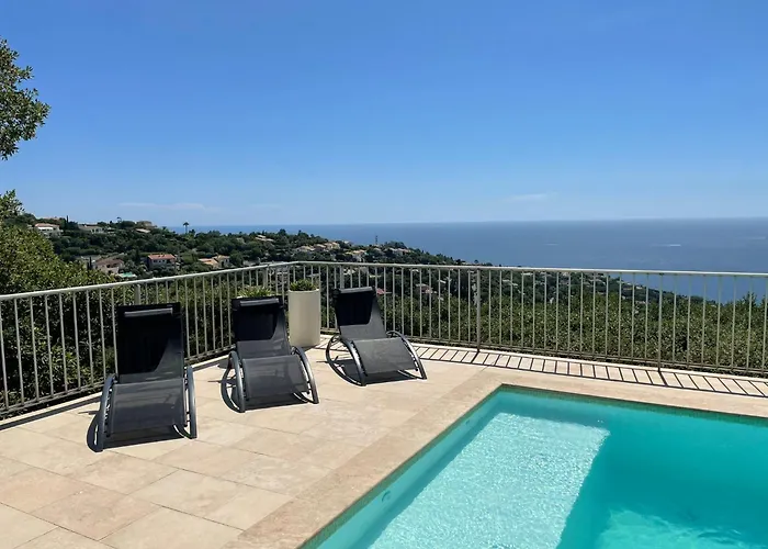 Crystal River, Piscine Privee & Vue Sur Golfe De Saint Tropez *